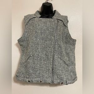 Spirited, size XL.  Vest